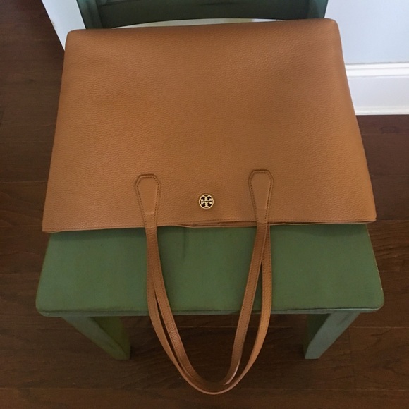 TORY BURCH LEATHER PERRY TOTE - BARK & GOLD - Picture 2 of 8
